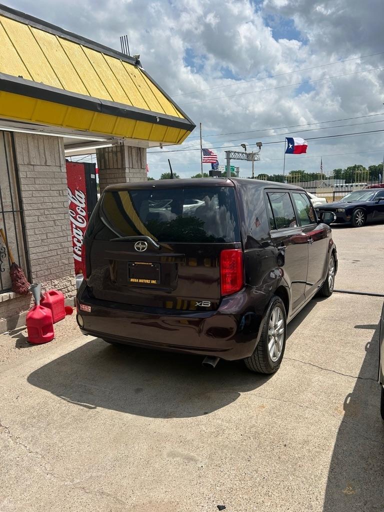 Scion xB  2008