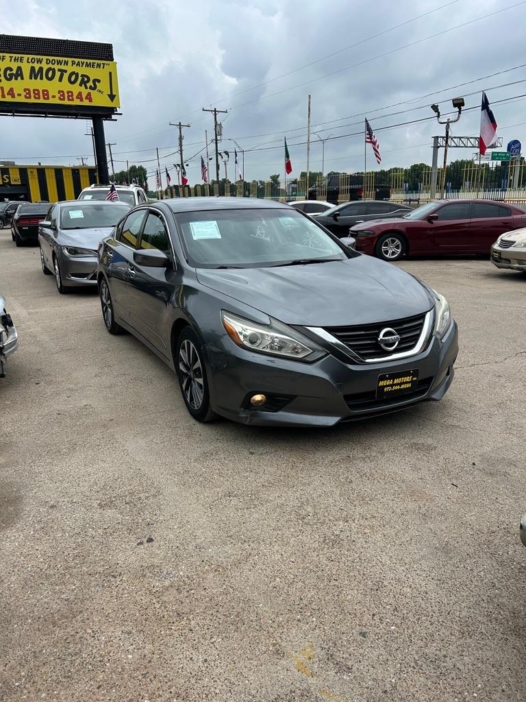 Nissan Altima  2016