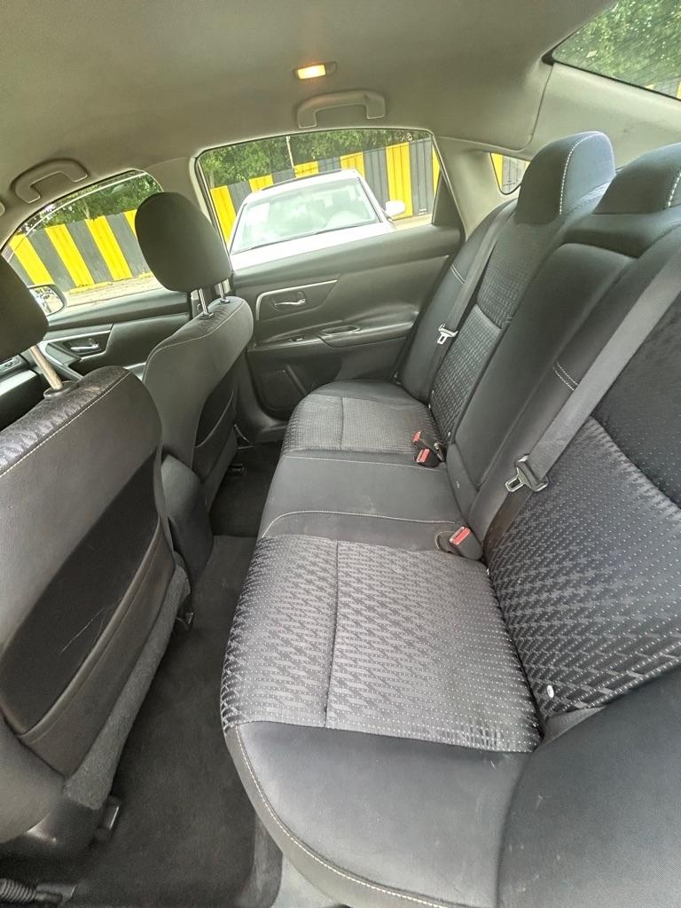 Nissan Altima  2016