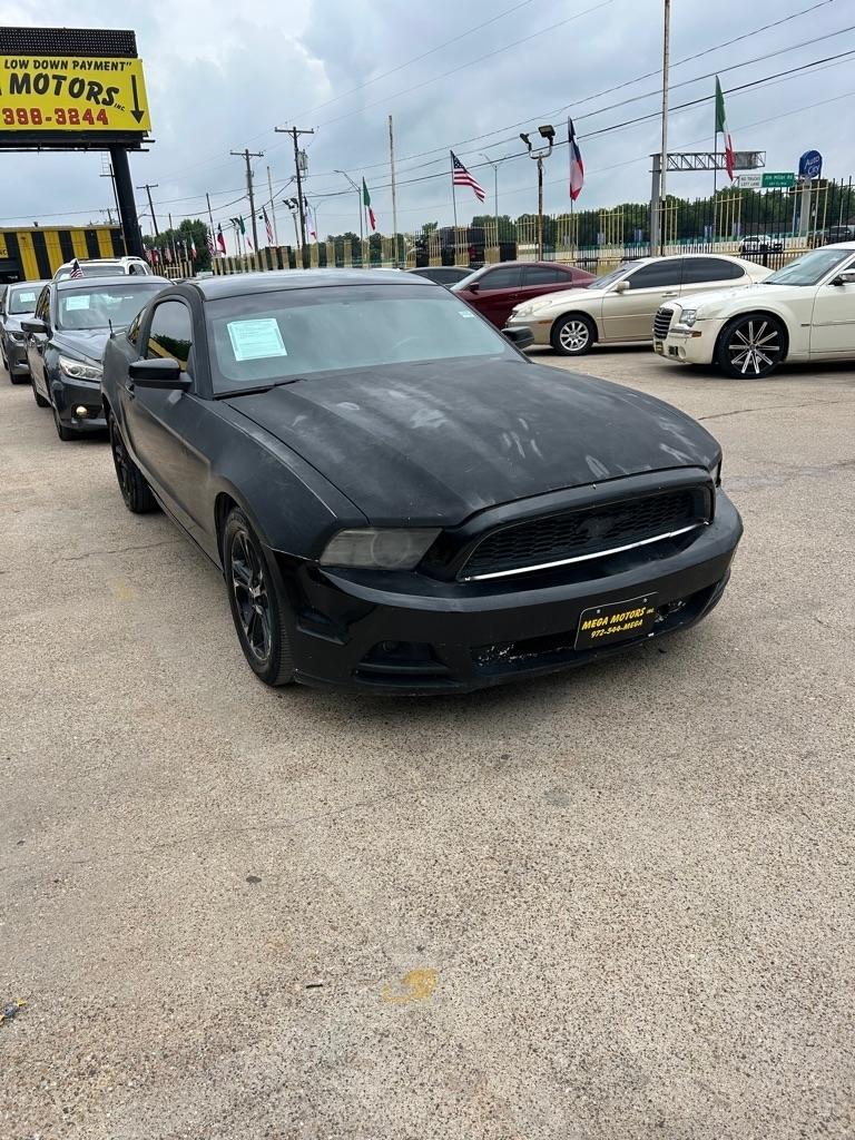 Ford Mustang  2013