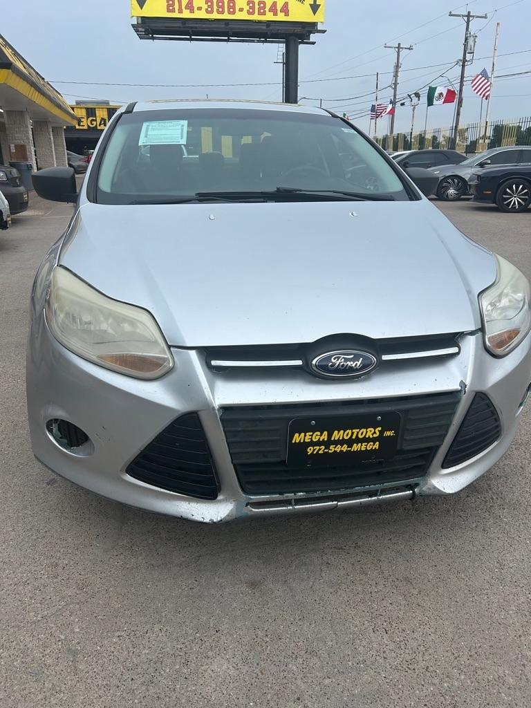 Ford Focus  2013