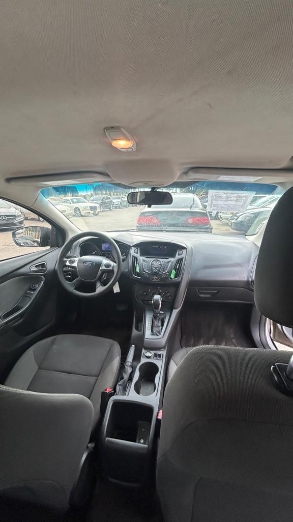 Ford Focus  2013