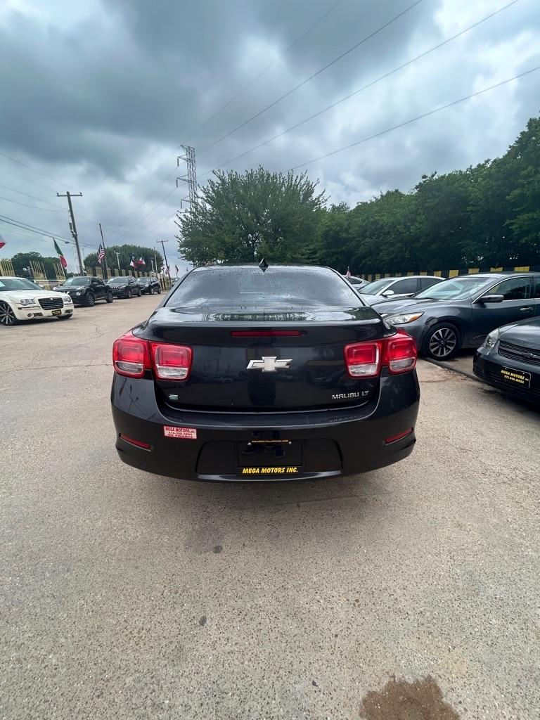 Chevrolet Malibu  2015