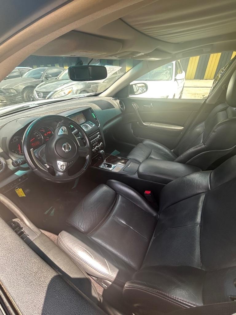 Nissan Maxima  2010