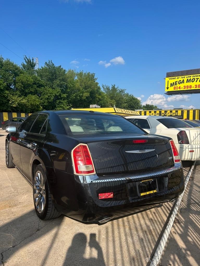 Chrysler 300  2014