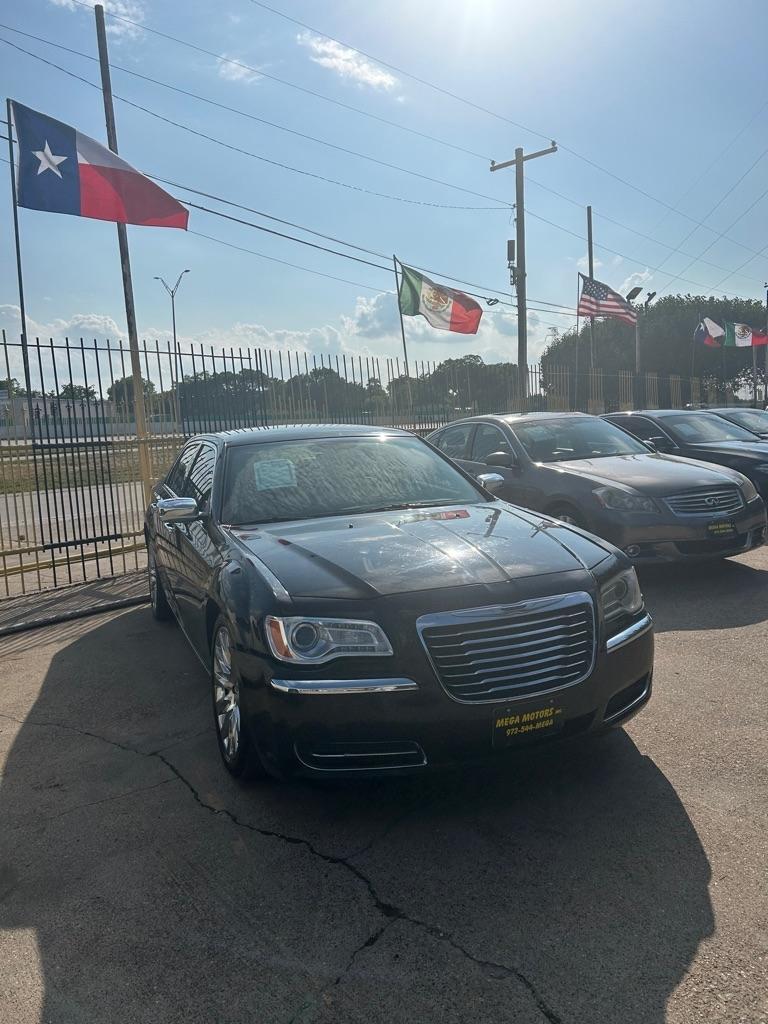 Chrysler 300  2014
