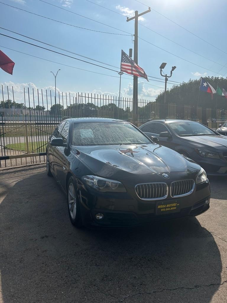 BMW 5-Series  2015
