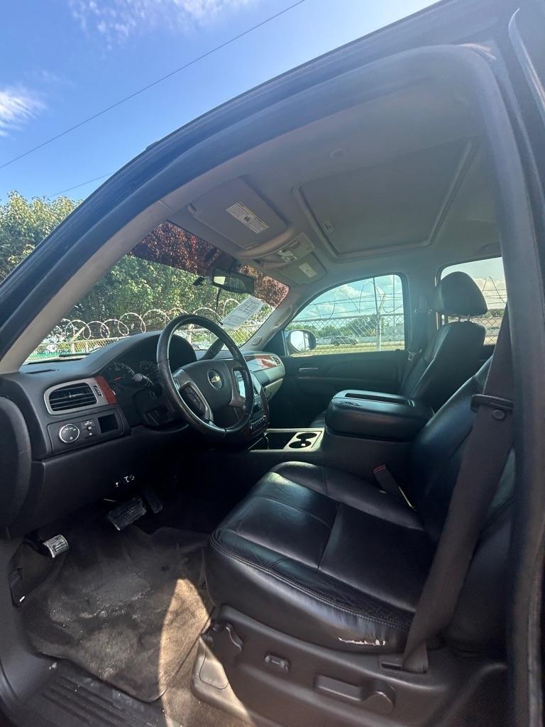 Chevrolet Avalanche  2012
