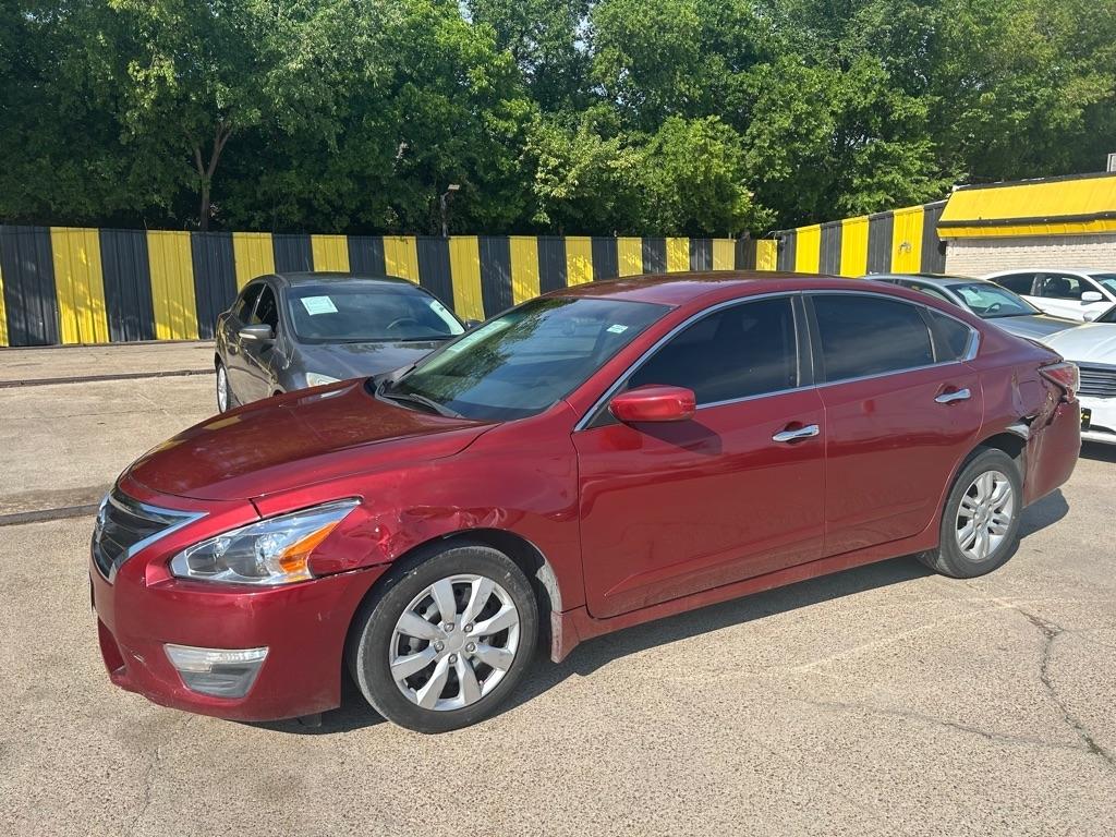 Nissan Altima  2015