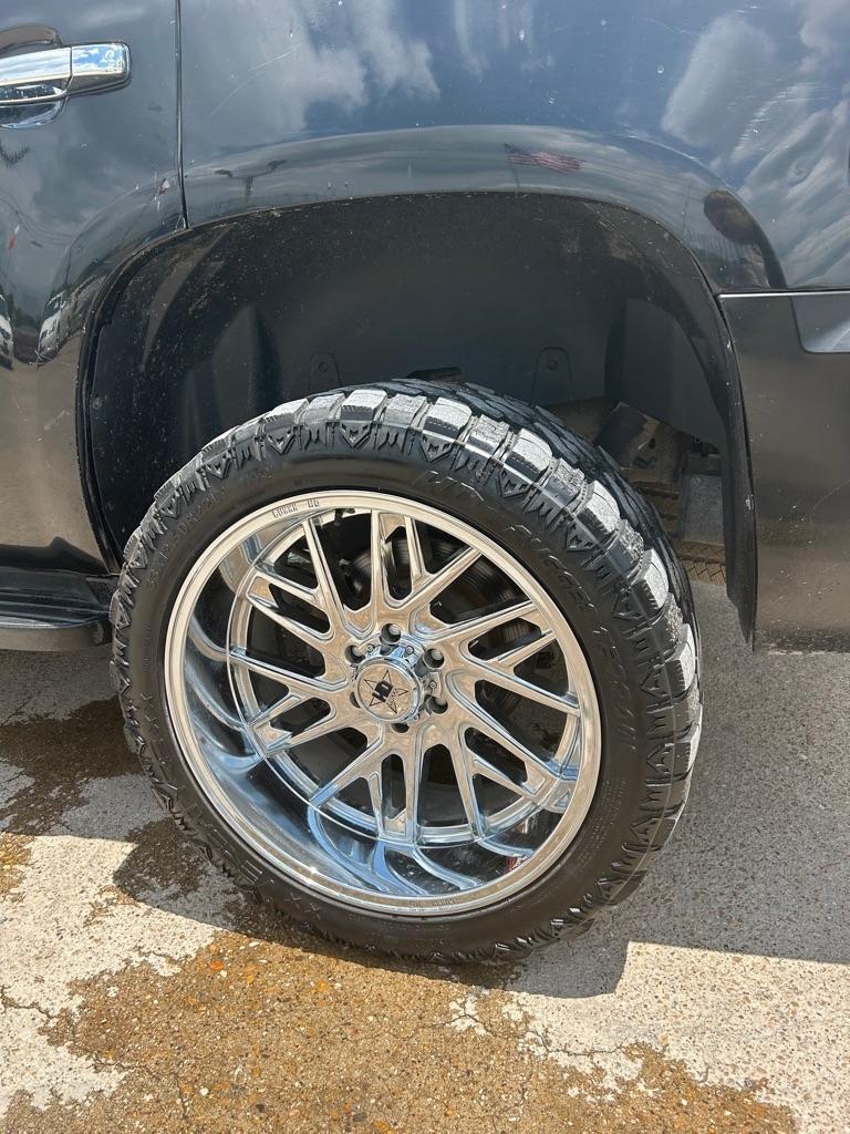 Chevrolet Tahoe  2007