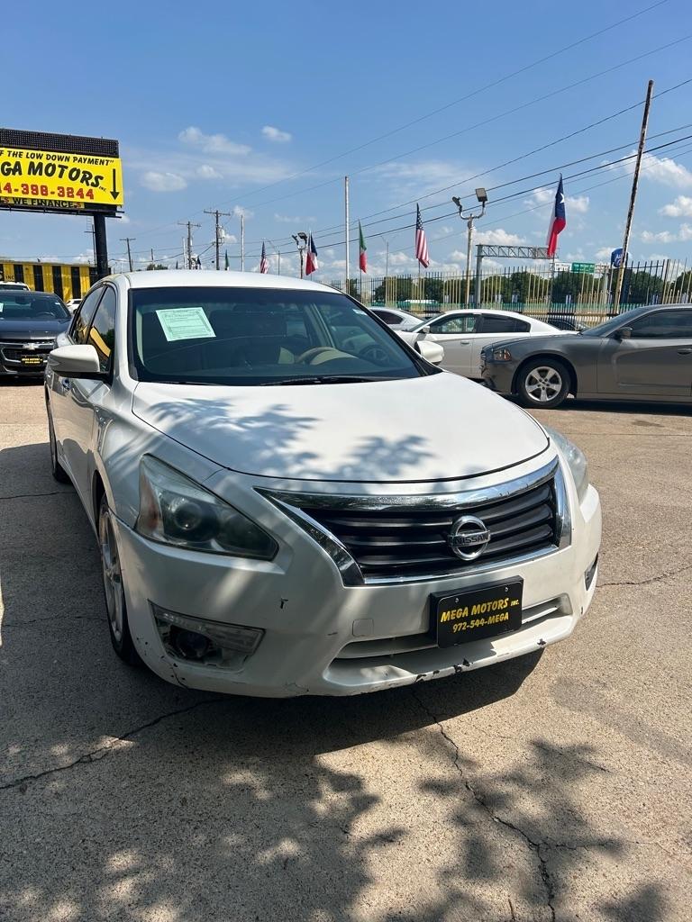 Nissan Altima  2013