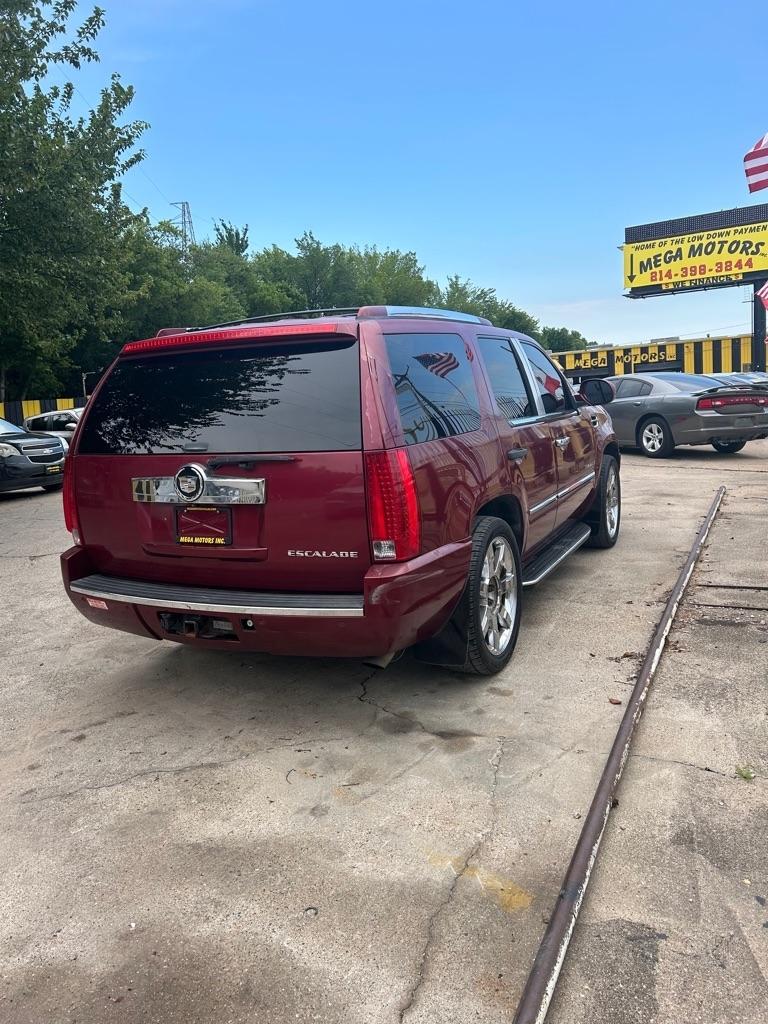 Cadillac Escalade  2008