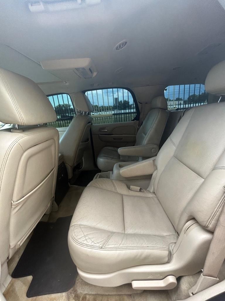 Cadillac Escalade  2008