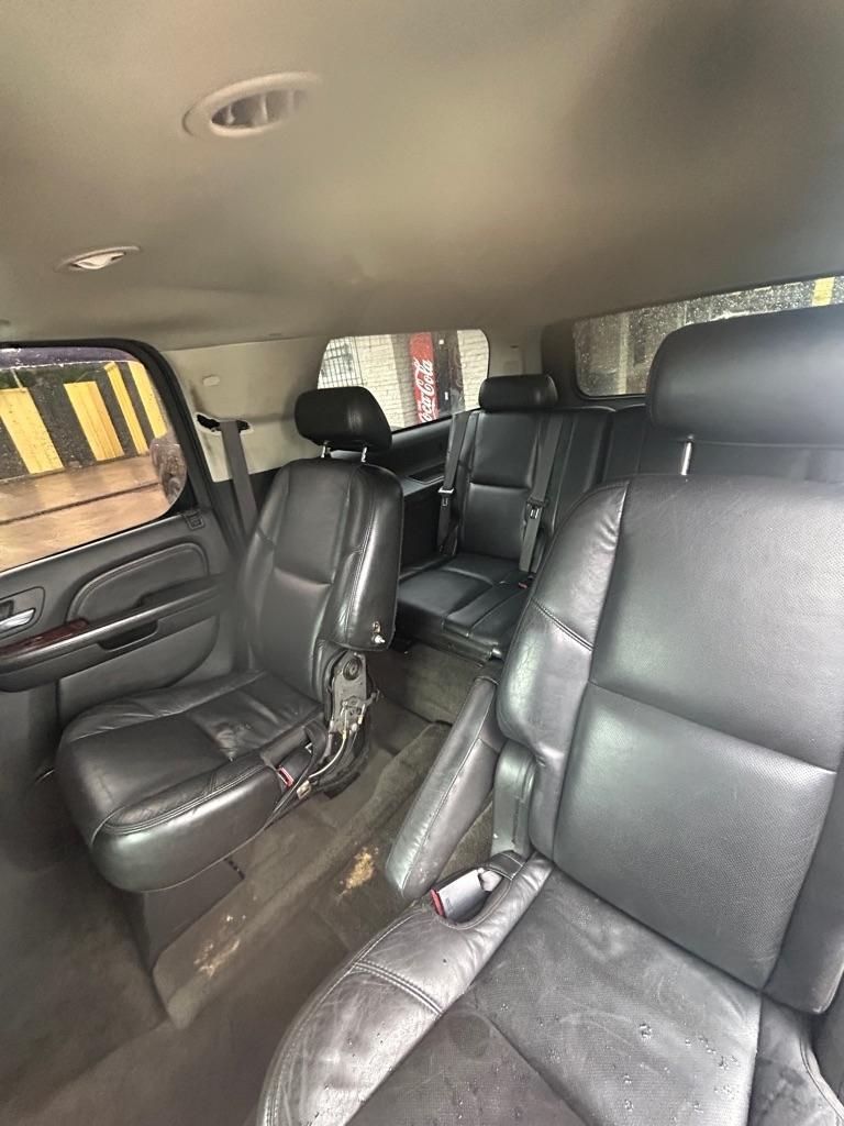 Cadillac Escalade  2008