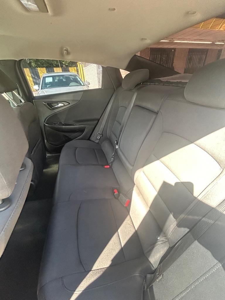 Chevrolet Malibu  2017
