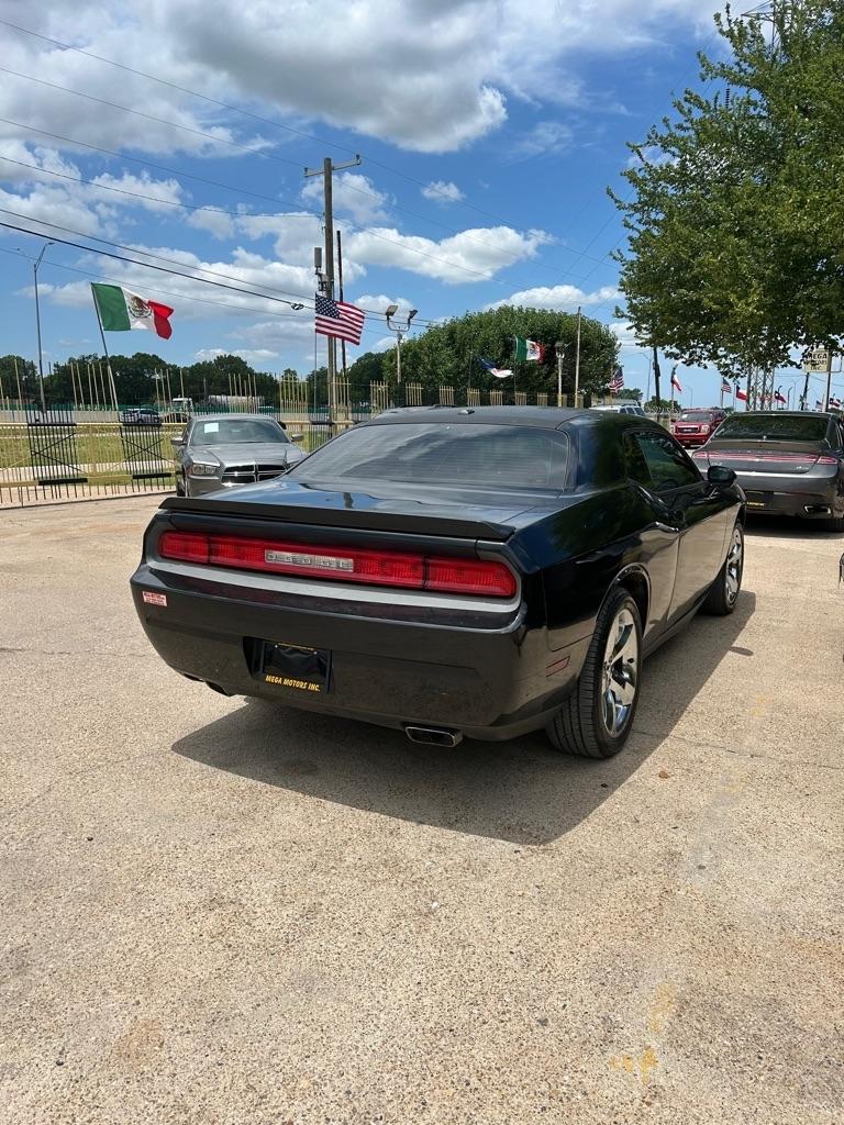 Dodge Challenger  2014