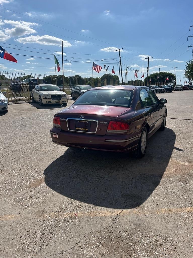 Hyundai Sonata  2005