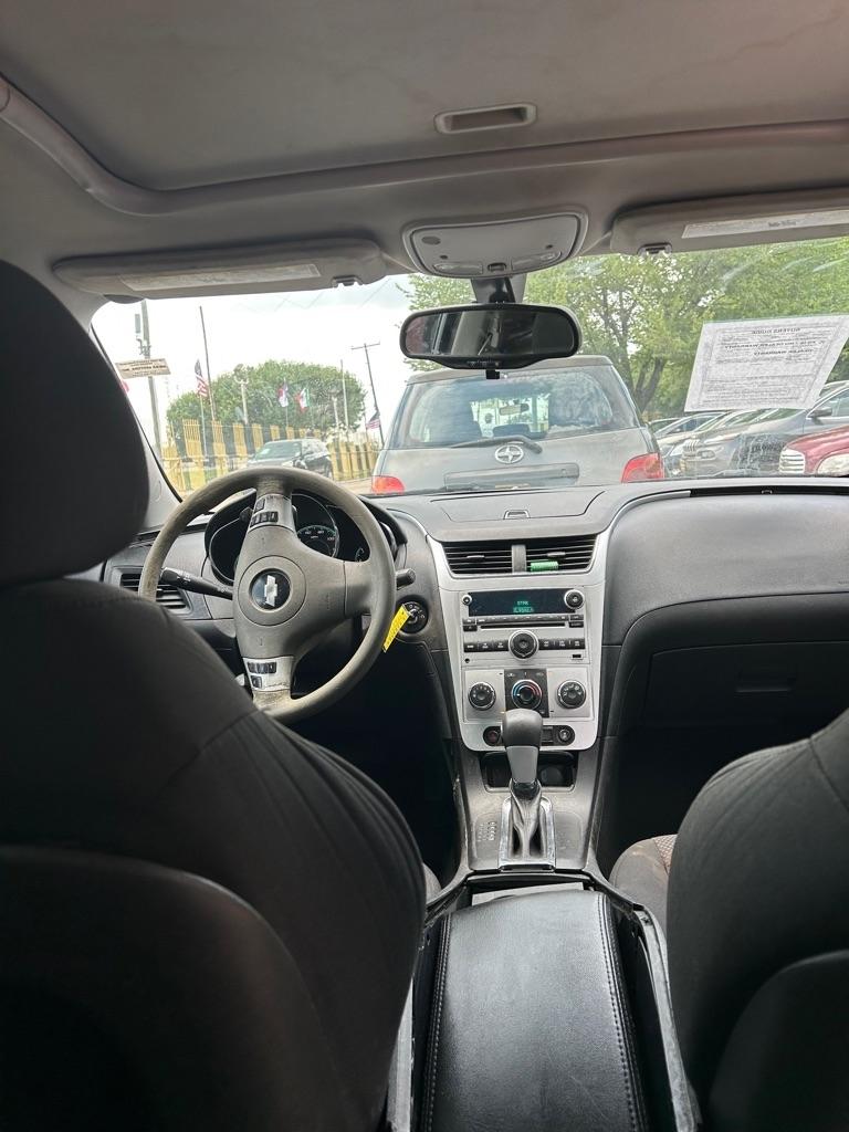 Chevrolet Malibu  2012