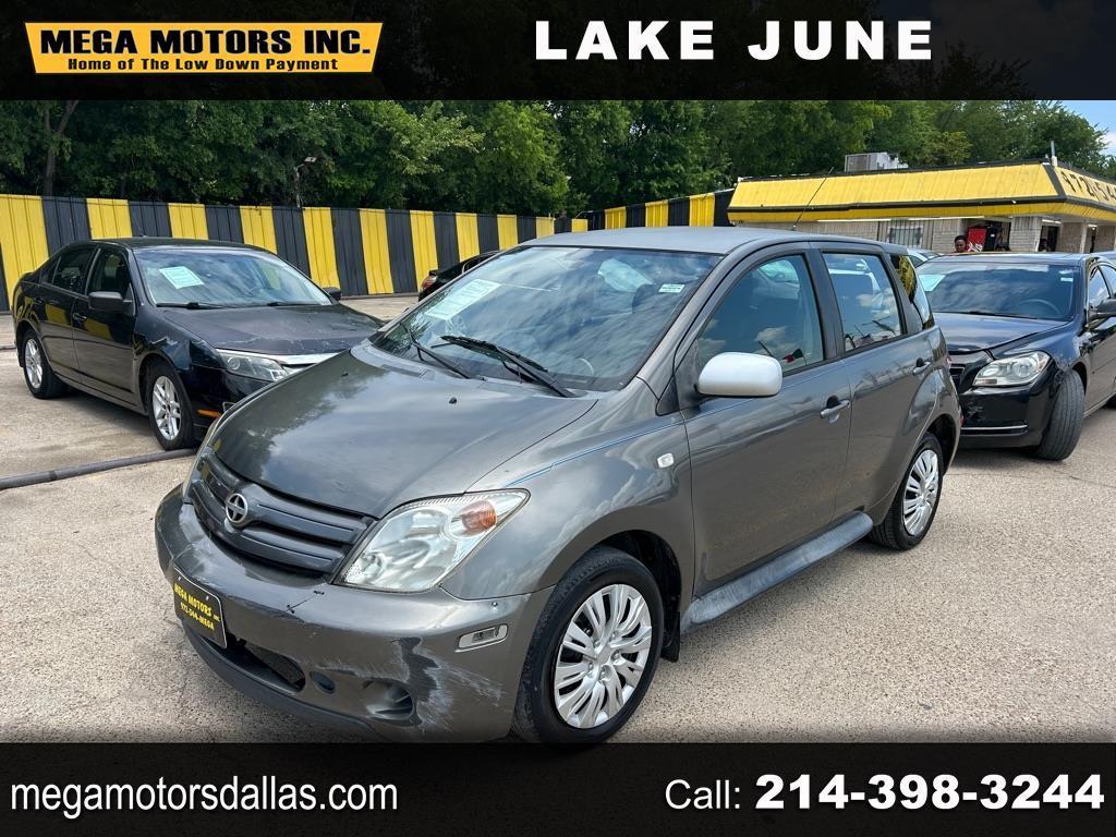 Scion xA  2005