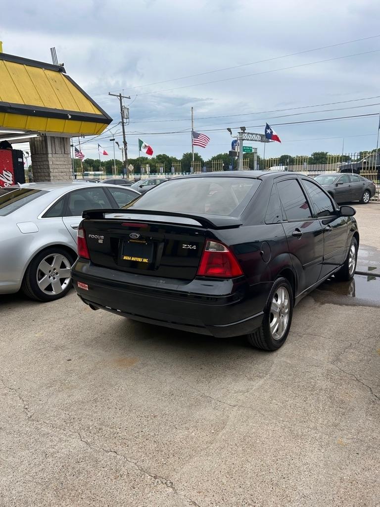 Ford Focus  2005