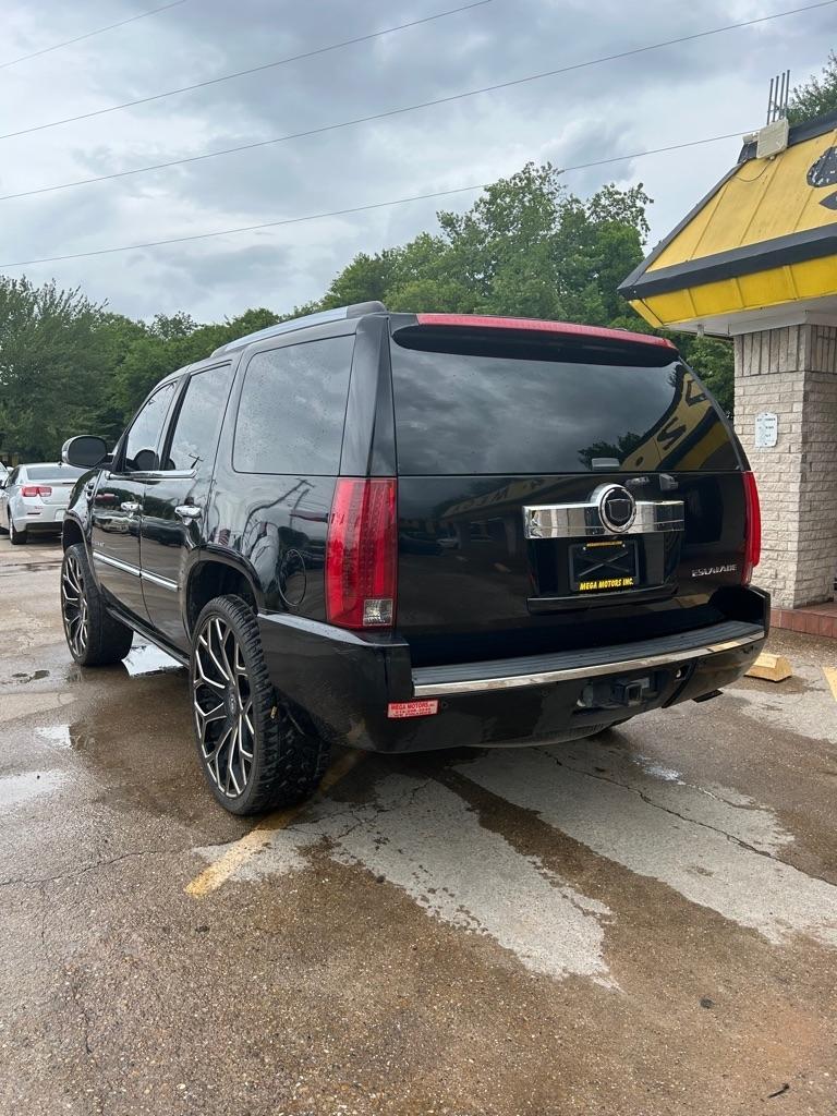 Cadillac Escalade  2008