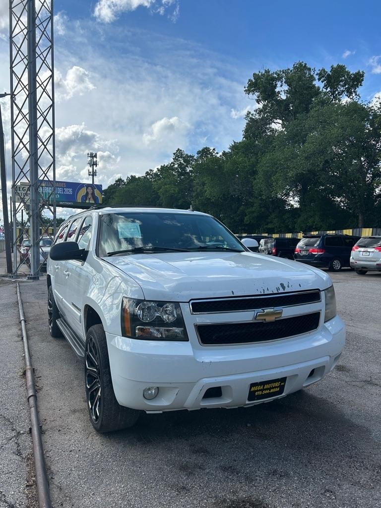 Chevrolet Suburban  2007