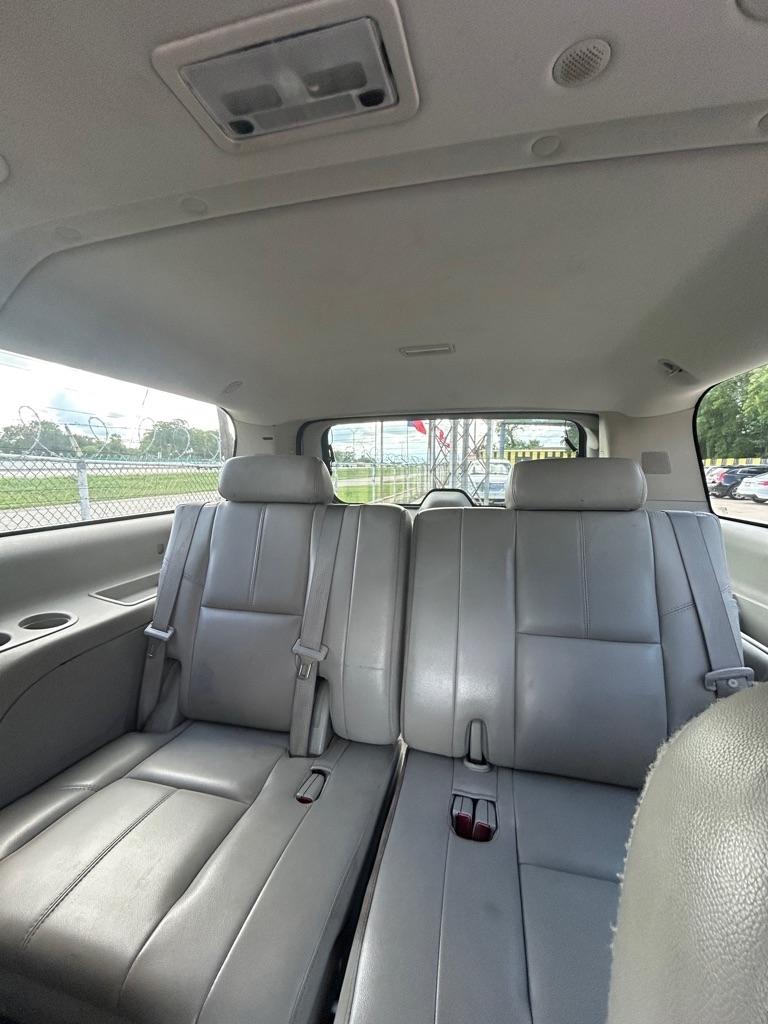 Chevrolet Suburban  2007