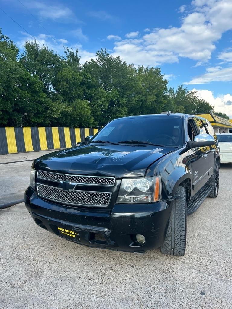 Chevrolet Tahoe  2012