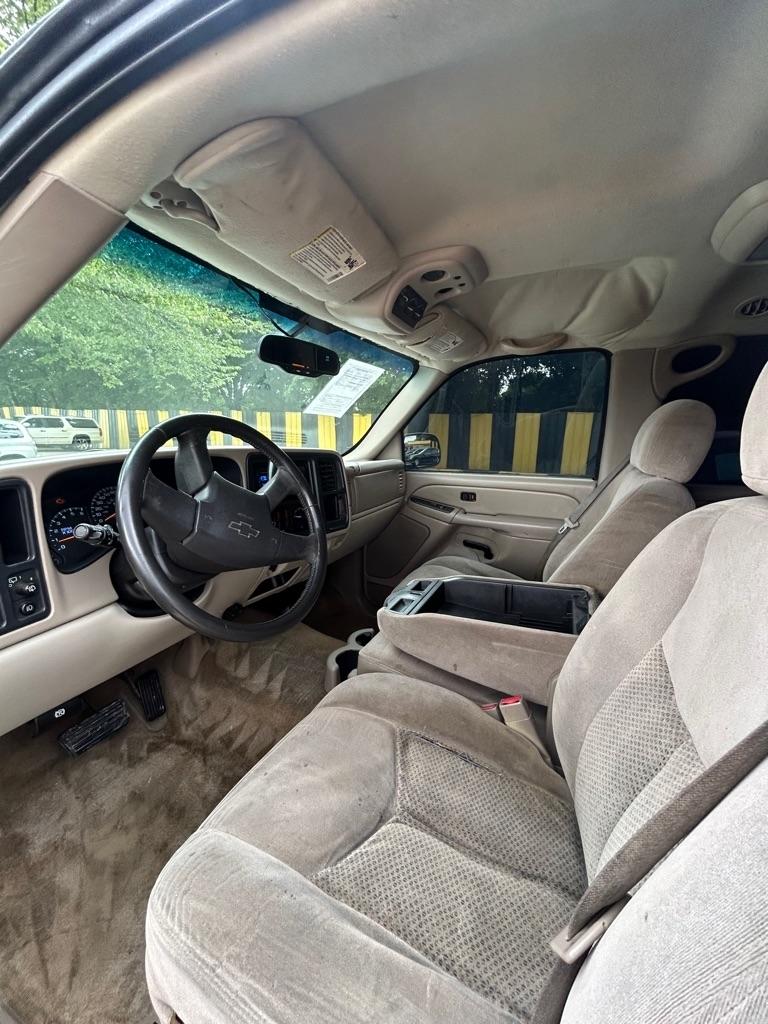 Chevrolet Tahoe  2004