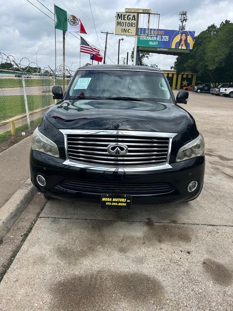Infiniti QX56  2011