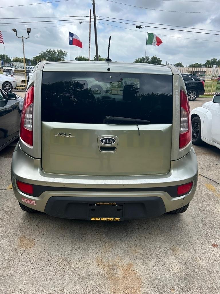 Kia Soul  2012