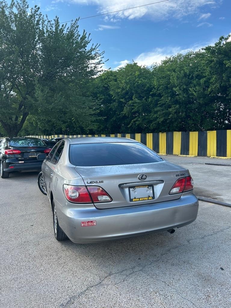 Lexus ES 330  2004