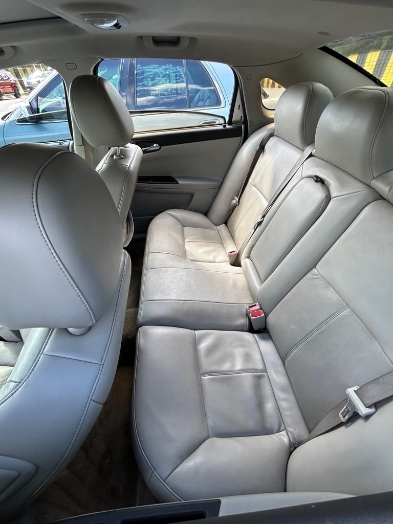 Chevrolet Impala  2011