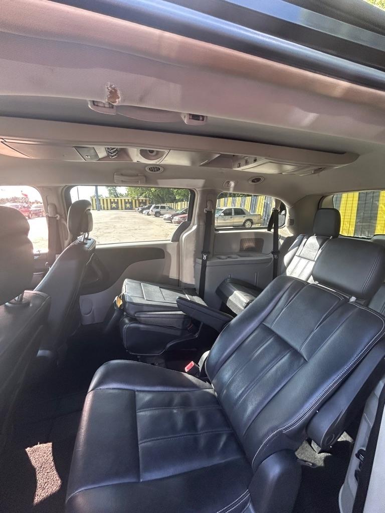 Chrysler Town & Country  2014
