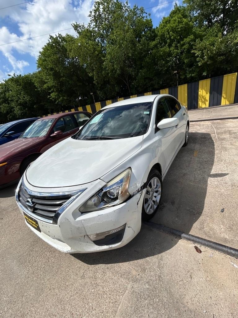 Nissan Altima  2013