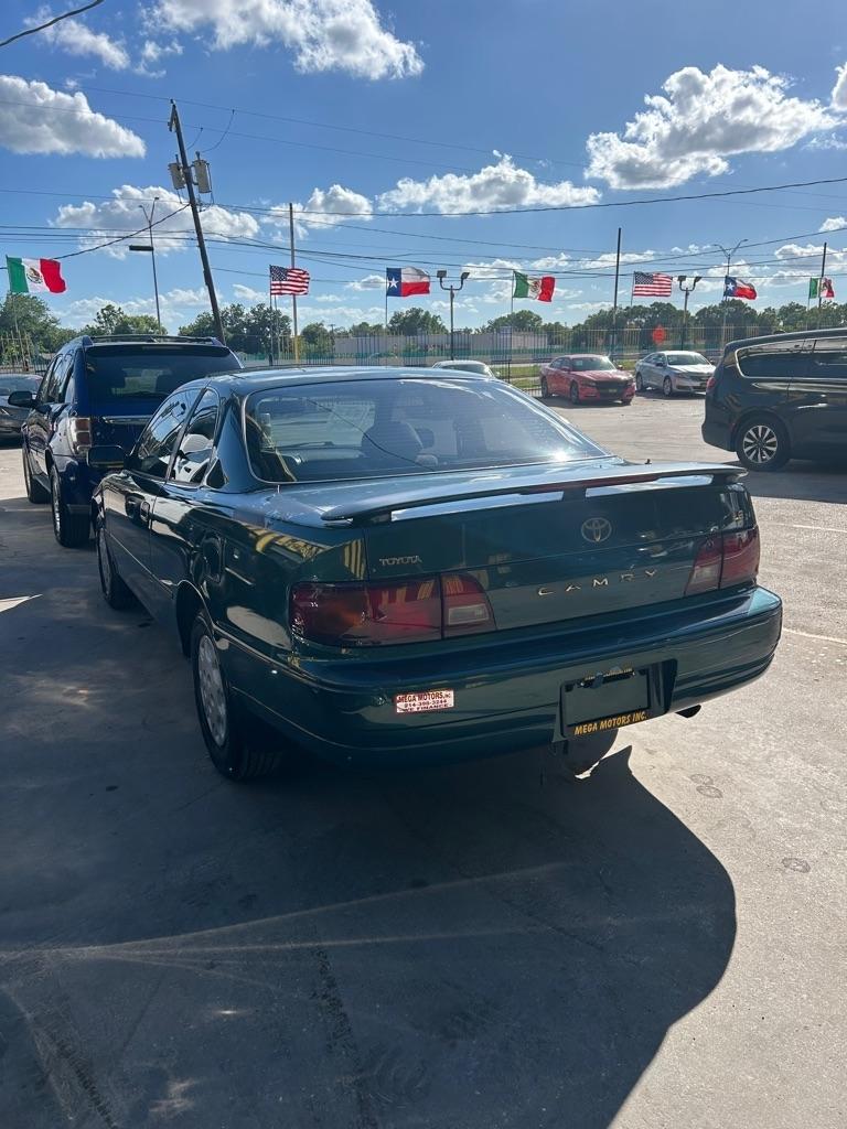 Toyota Camry  1996