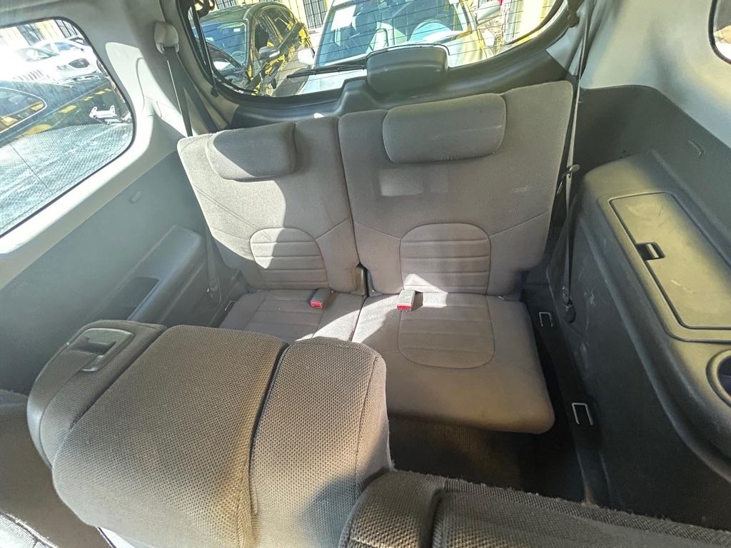 Nissan Pathfinder  2011