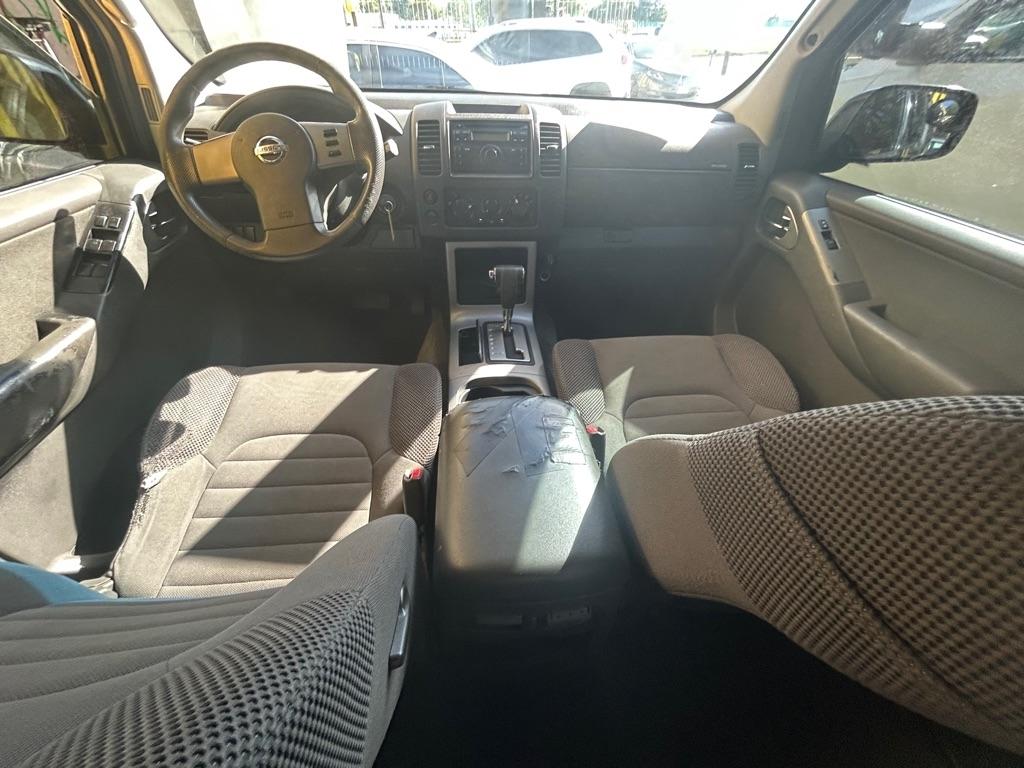 Nissan Pathfinder  2011
