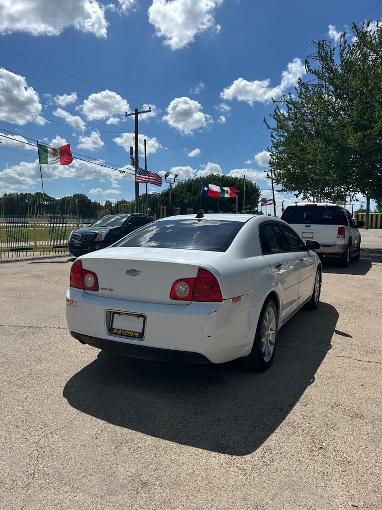 Chevrolet Malibu  2012