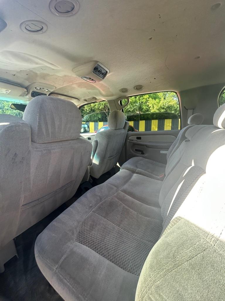 Chevrolet Suburban  2001