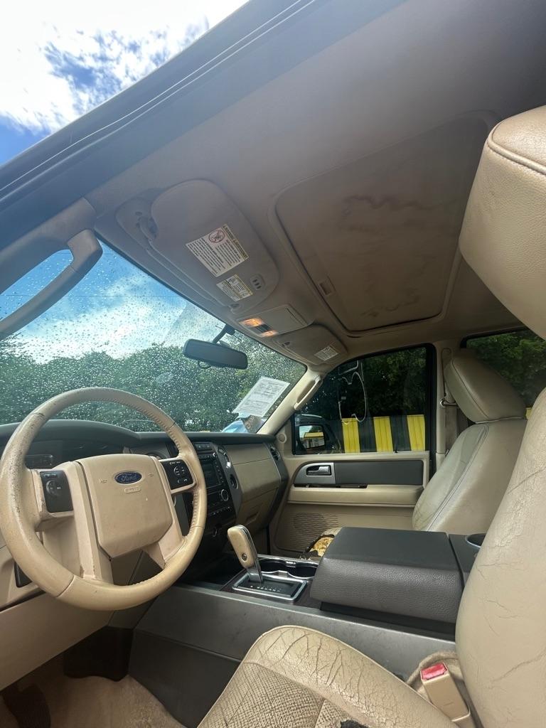 Ford Expedition  2011