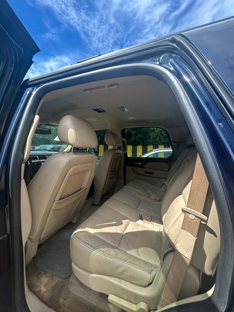Chevrolet Tahoe  2009