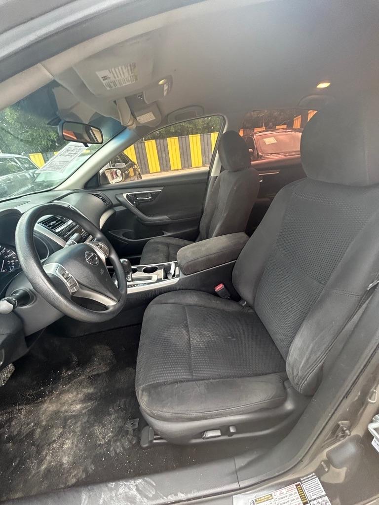 Nissan Altima  2014