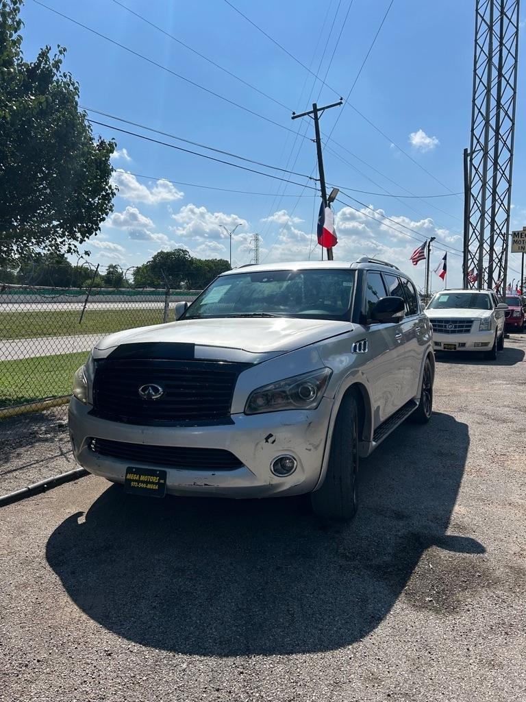 Infiniti QX56  2013