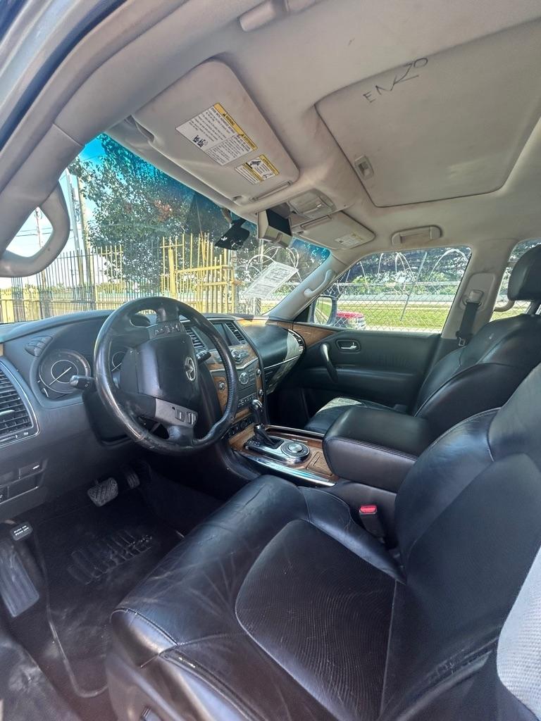 Infiniti QX56  2013