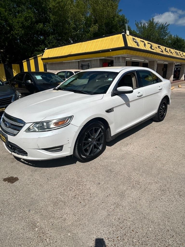 Ford Taurus  2011