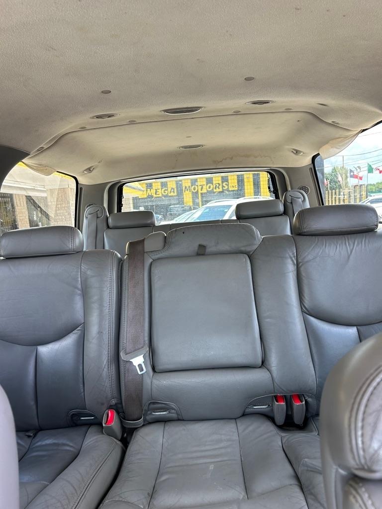 GMC Yukon Denali  2005