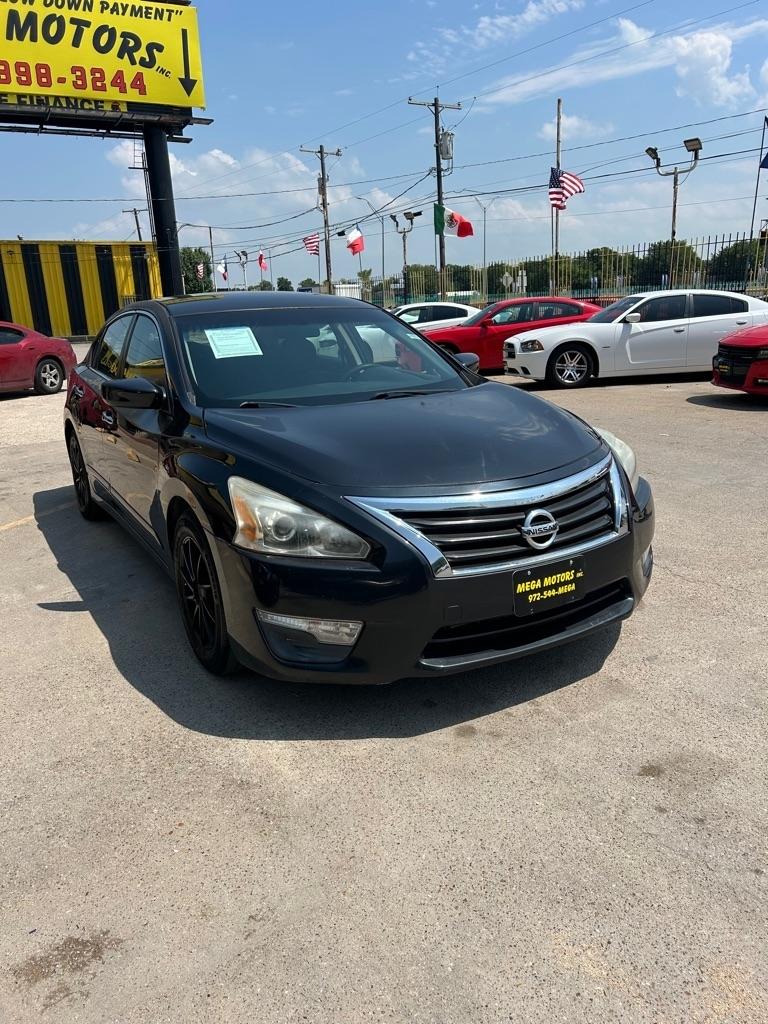 Nissan Altima  2014