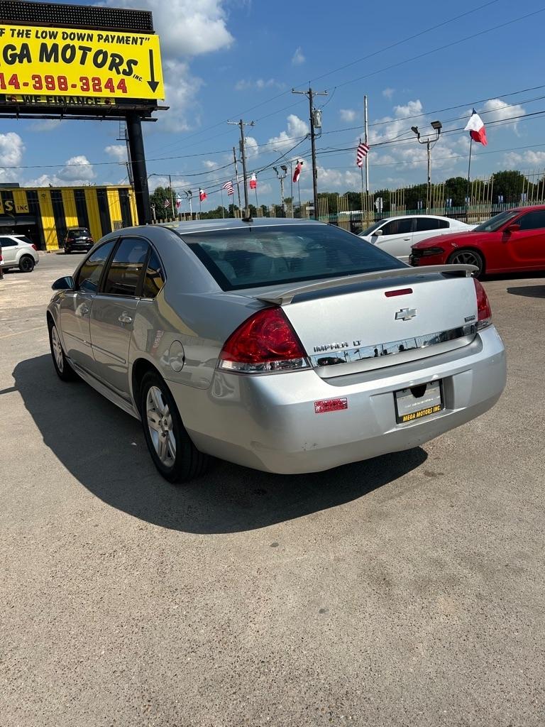 Chevrolet Impala  2011