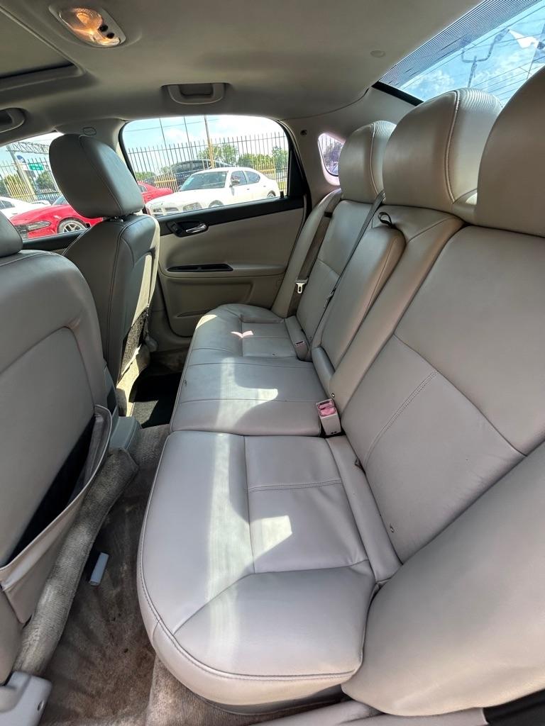 Chevrolet Impala  2011